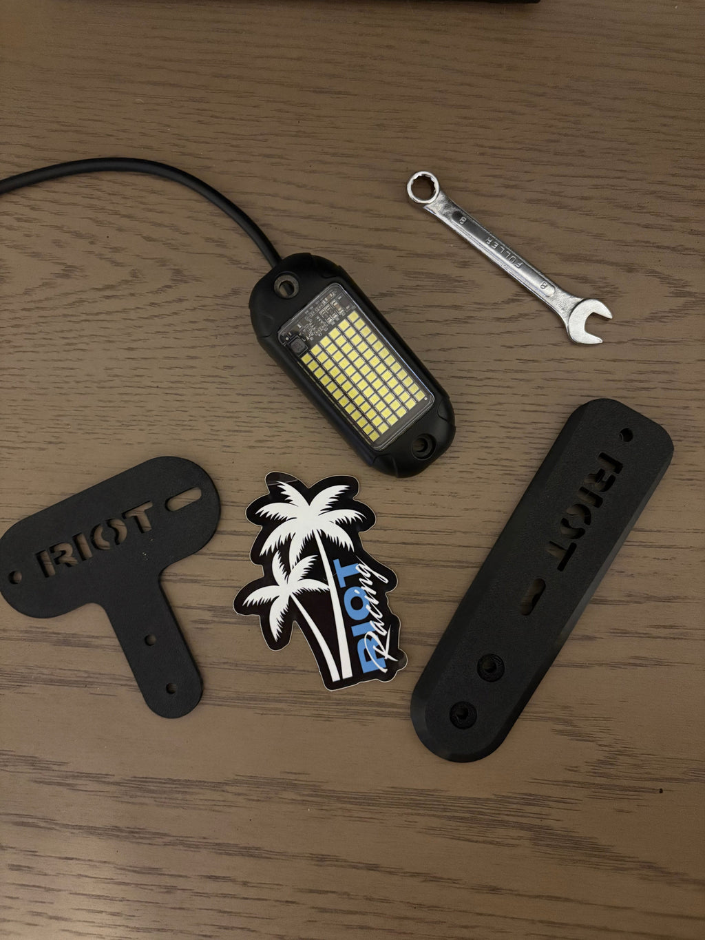 INSTOCK - Riot BEAM (72LED ROCKLIGHT)